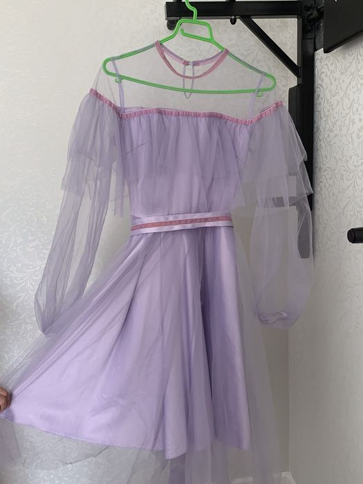платье подростковое б/у.