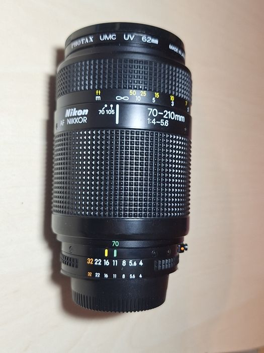 Nikon AF Nikkor 70-210mm f/4-5.6