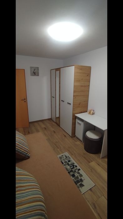 Proprietar închiriez apartament 2 camere zona M. Vitezu