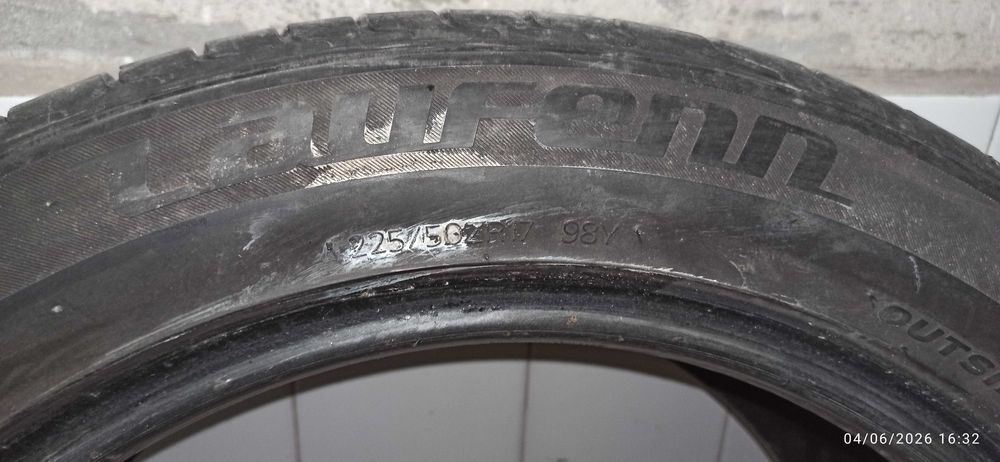 225/50/17 Laufenn на Hankook 4броя летни гуми
