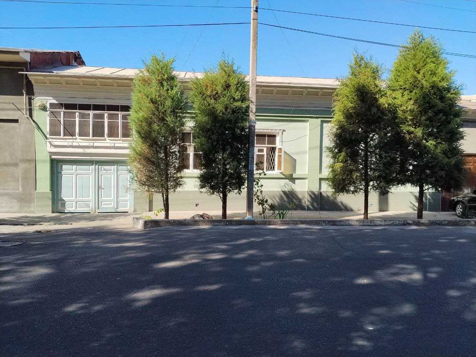 Uchastka sotiladi. Birlikda