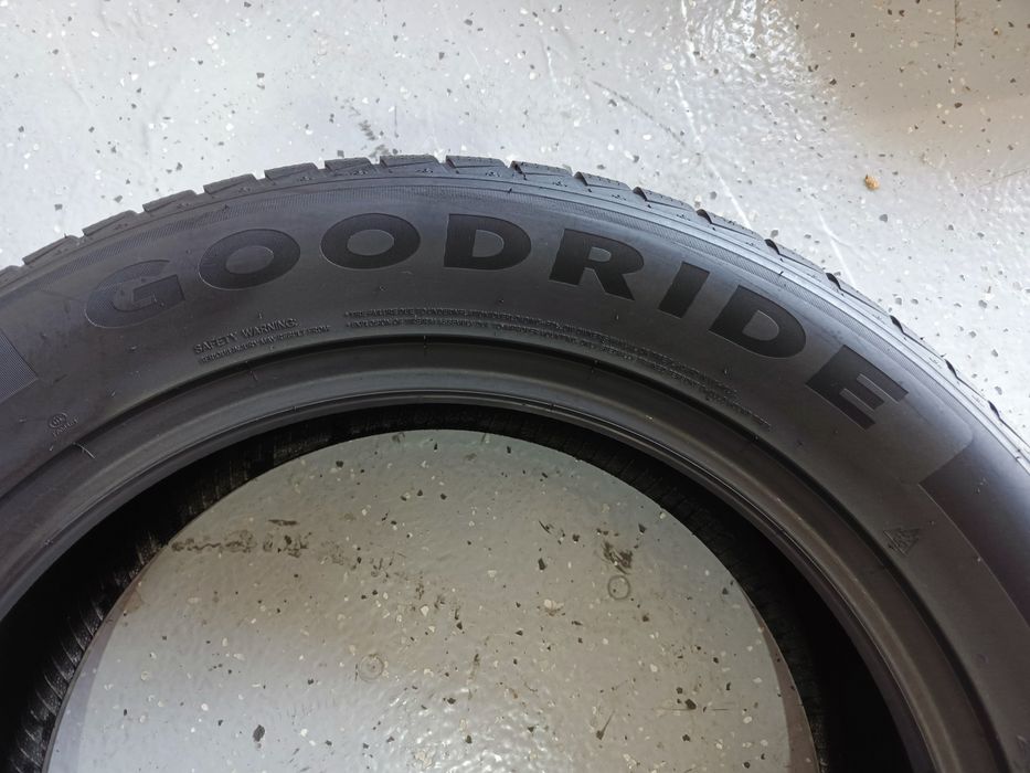 235.55.19 Goodride M+S Second-hand