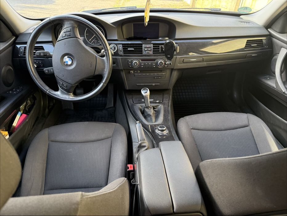 BMW 3 Series 2012 — imagine 4