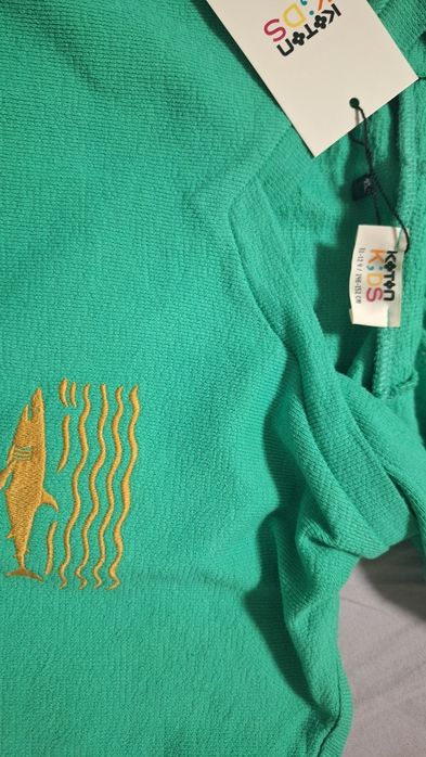 Нова тениска с качулка KOTON 11-12 г. 146-152  см