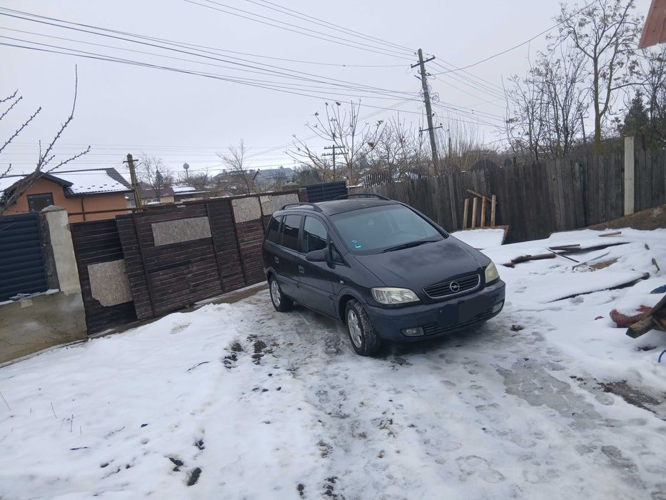 Vand opel zafira 1.8 benzina