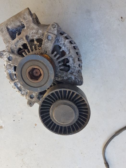 Динамо/Алтернатор бмв е90 е91 е92 е93 320и