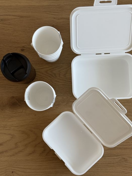 Кутии за храна, термо чаша, ножове за сирена, мерителни лъжички, ренде