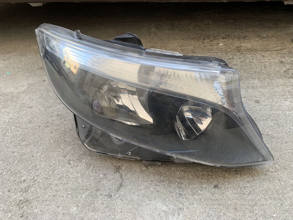 Фар за Mercedes Vito/Мерцедес вито