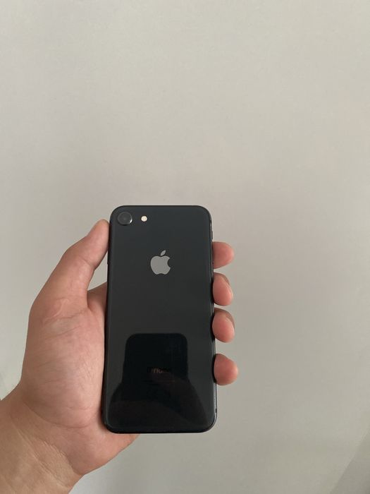 IPhone 8, 35 000