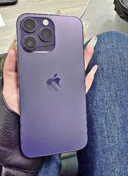 I phone 14 pro Max 256 gb Mov