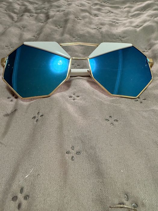 Дамски слънчеви очила