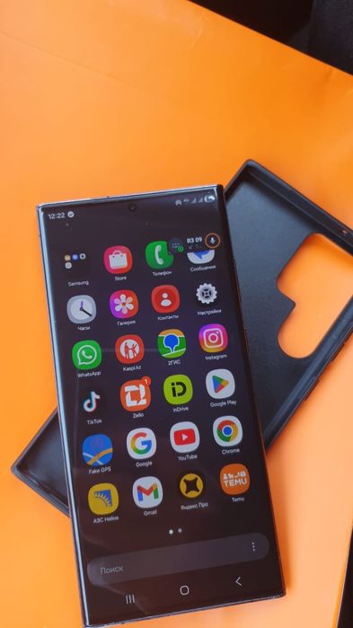 Продам Samsung S23 Ultra