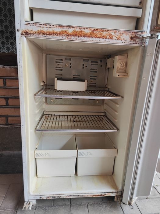 Холодильники б/у