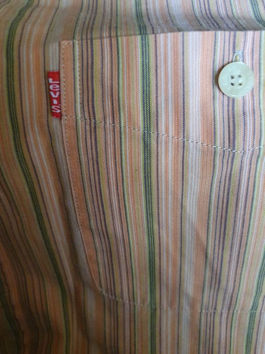 Продам рубашку Levi's