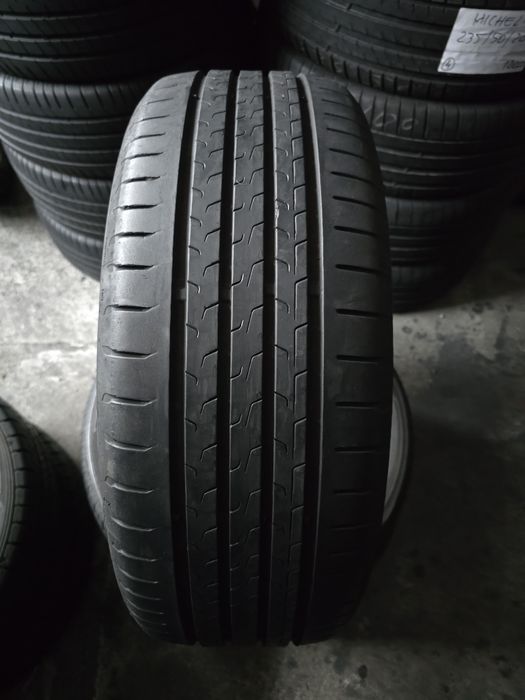 Continental 215/50 R18 92V vară