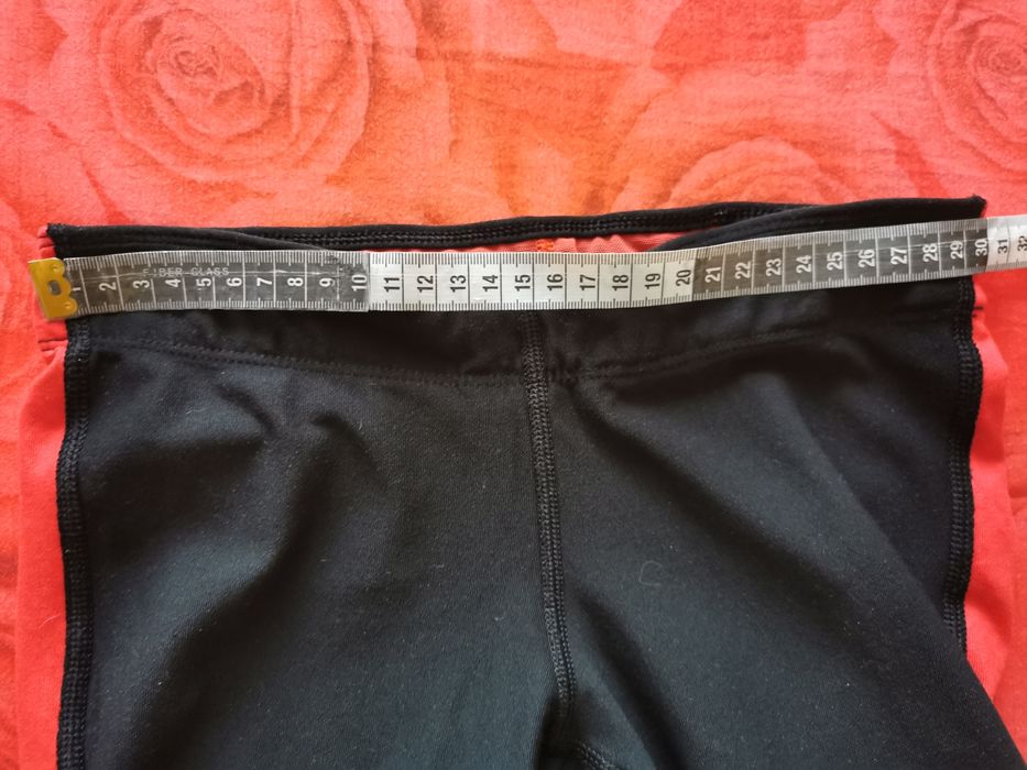 Pantaloni scurti dama Nike dry fit Xs/158