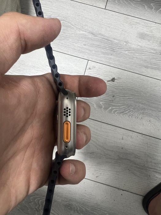 WATCH ULTRA 49mm titanium