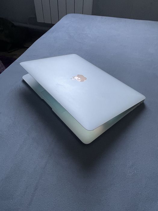 Macbook air 13-inch / Макбук