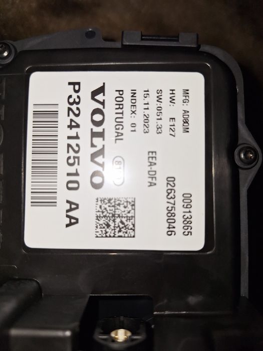 Ceasuri bord Volvo noi