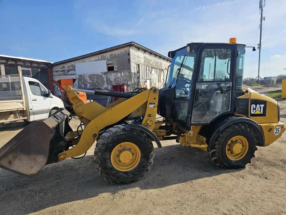 Фадрома Cat 906 H