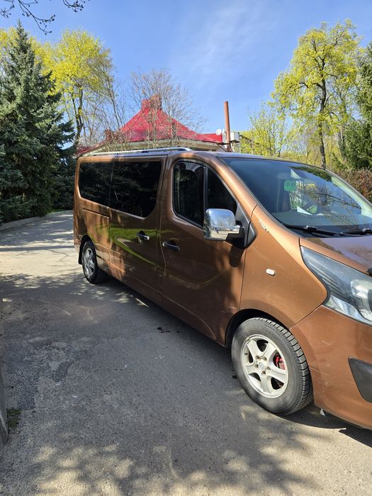 Opel vivaro 8+1 extra lung