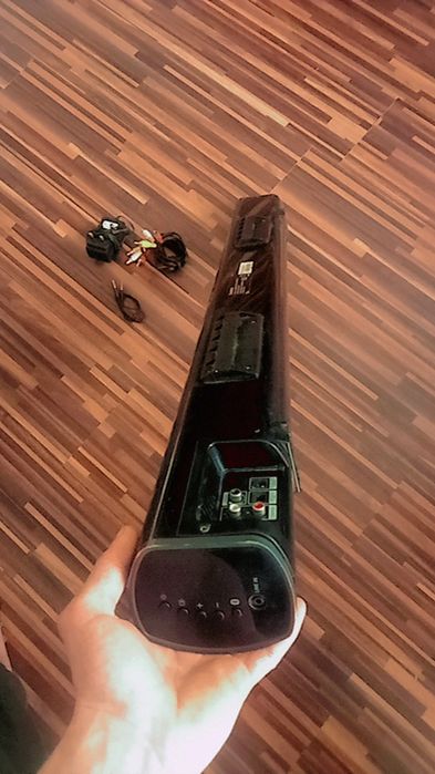 URGENT : Boxă cu bass