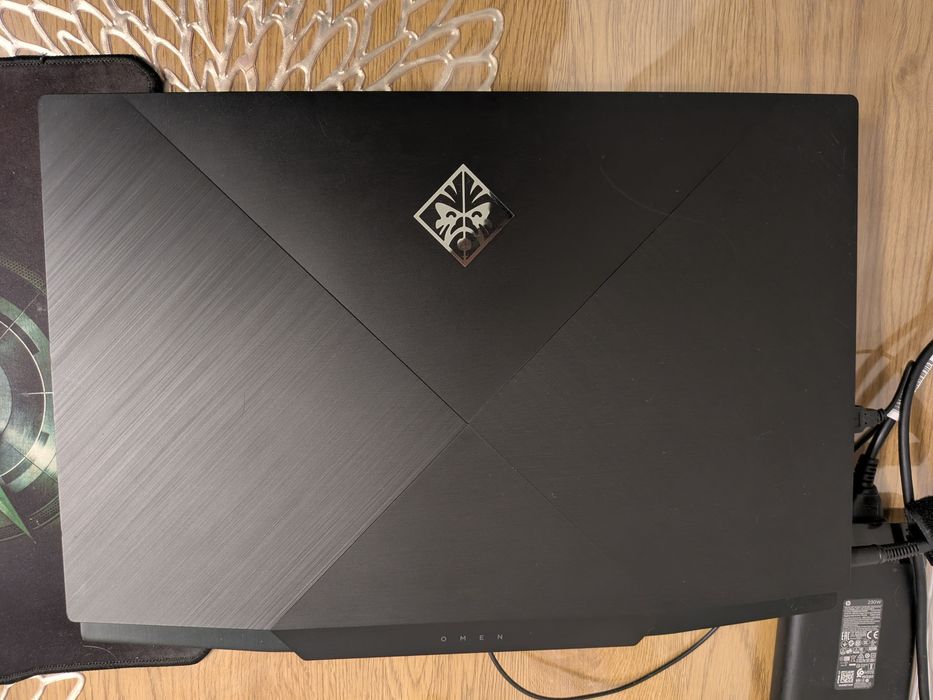 Laptop gaming HP Omen 17" RTX 2060 i5 10300H