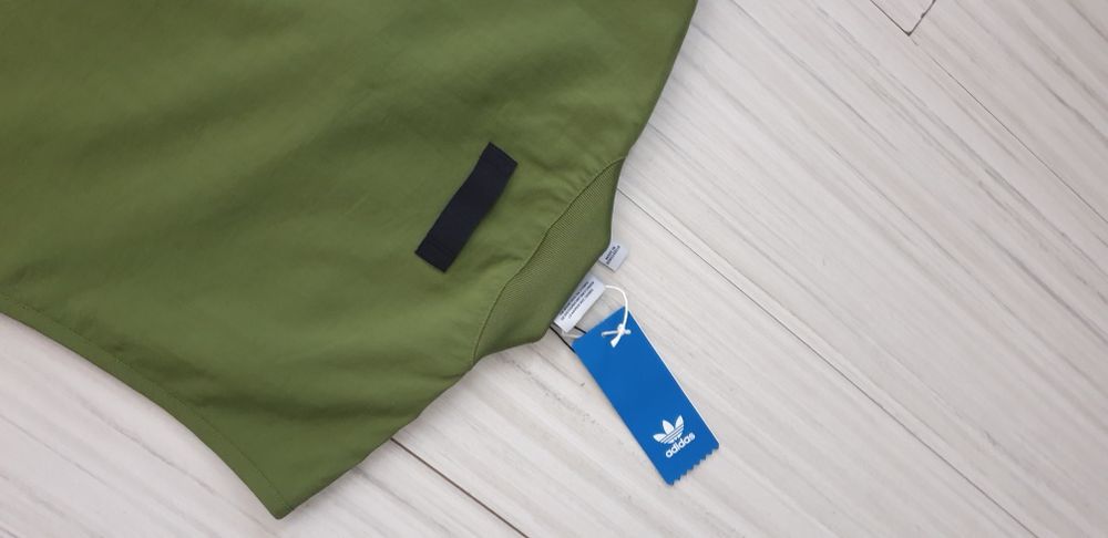 Adidas Originals Vest Mens Size M НОВО! ОРИГИНАЛ! МЪЖКИ Елек!