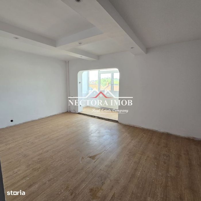 NECTORA IMOB-Apartament 3 camere, 2 bai, 3 balcoane, Zona Velenta,65mp — fotografia 1