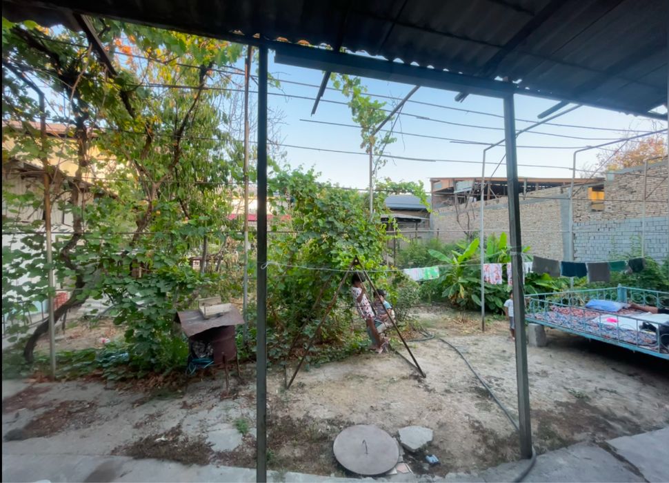 Срочно продаётся‼️ Яшнабадский р-н Улица: Чашма. 6 соток 5 комнат