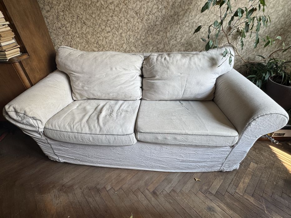 Двуместен Диван  EKTORP