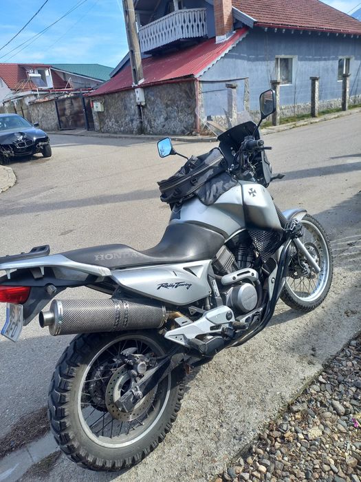 Honda Transalp 650~An 2004 ~stare buna!
