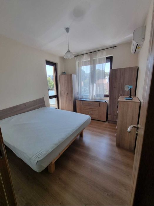 Продава се Тристаен апартамент в с. Борован, Област Враца - 300 кв.м за 425 €/кв.м - Снимка #2