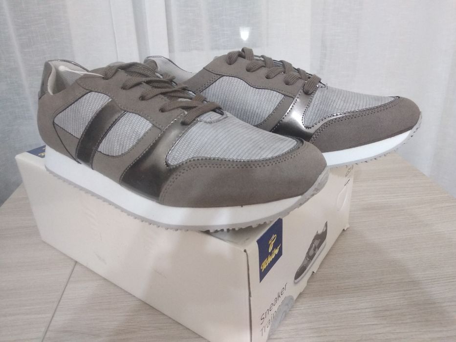 Кроссовки НОВЫЕ. пр.ГЕРМАНИЯ