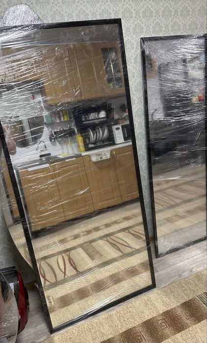 Продам зеркало для дома с 3 цветными подцветками