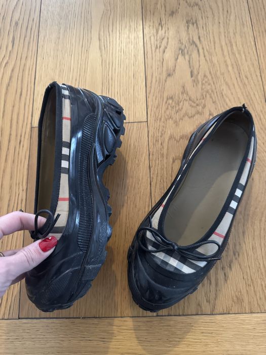 Pantofi sport Burberry nr 37,5