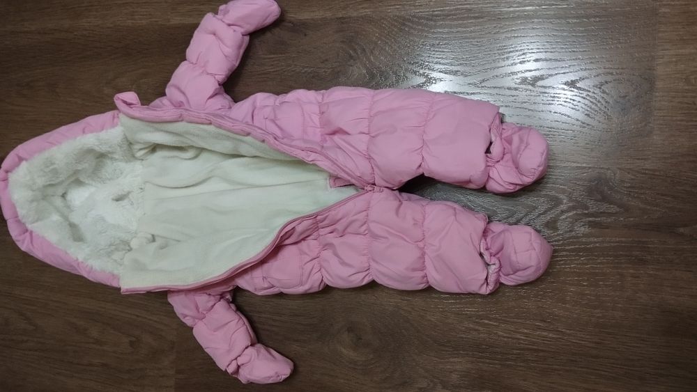 Бебешки космонавт за момиче