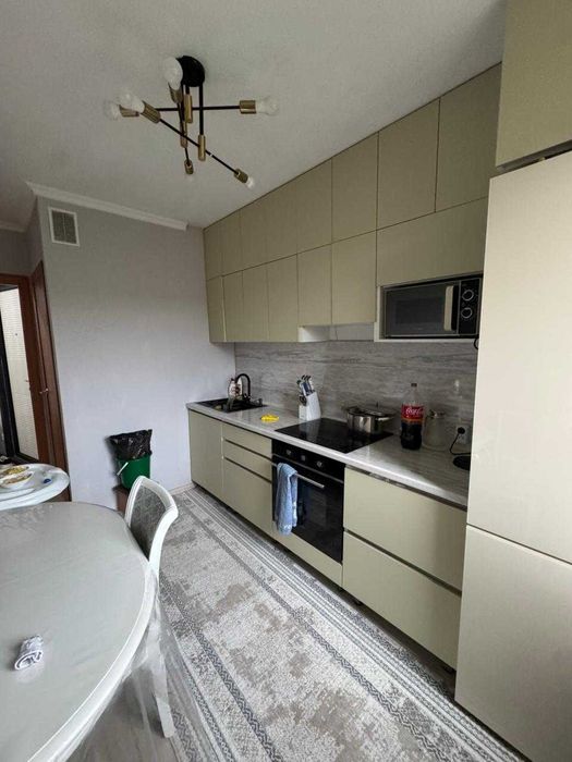 Продам 3 комн улучшенную квартиру
