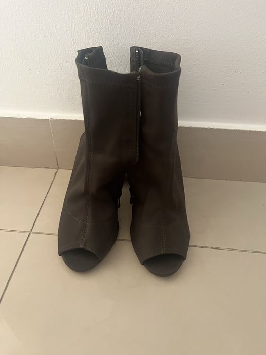 Botine decupate/Sandale dama