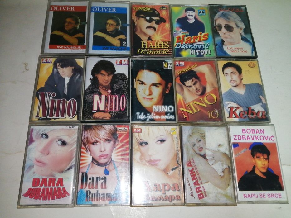 Продавам касети със сръбска и гръцка музика