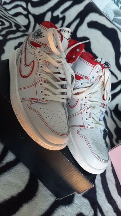 Продам женскую обувь