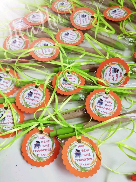 гравиран молив химикал подаръчета за празника на буквите