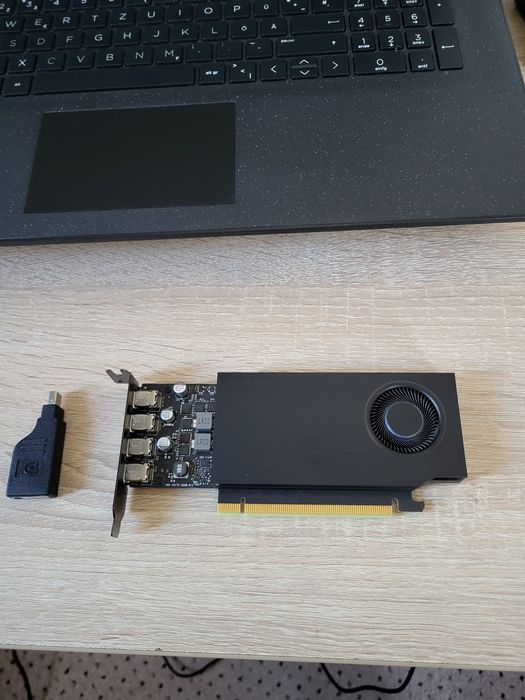Placă video low profile  RTX A400 , 4 GB , GDDR6