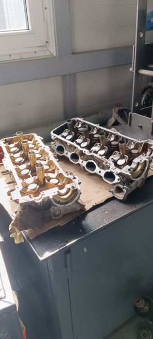 Головки от 2uz ,без vvt-i