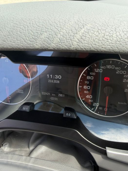 Vind audi a4b8  din 2010