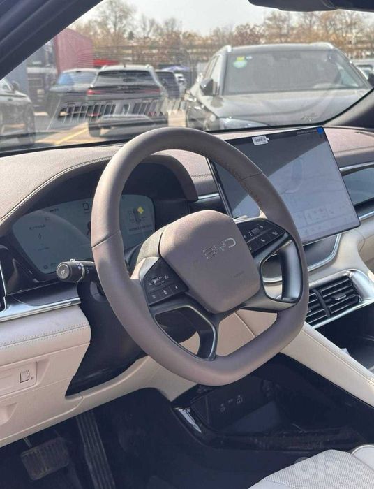 BYD Champion 605 KM EV