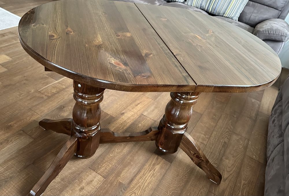 Дървена маса- чам