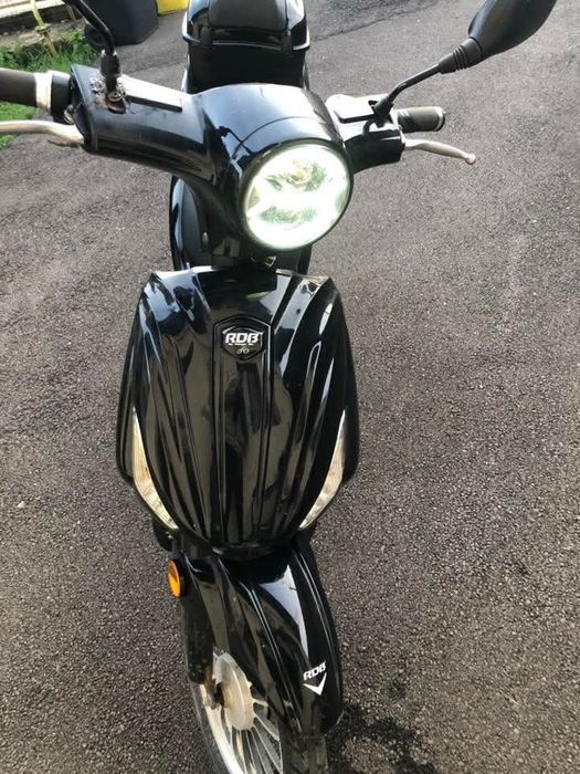 Scuter electrique rdb saluna