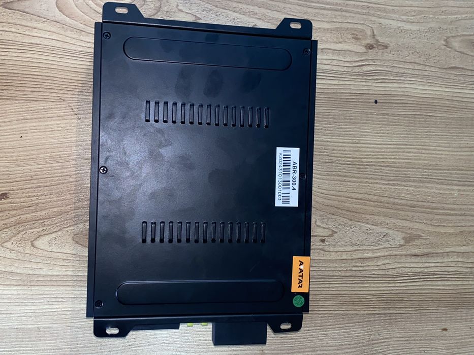 Продам Сабвуфер и Усилитель