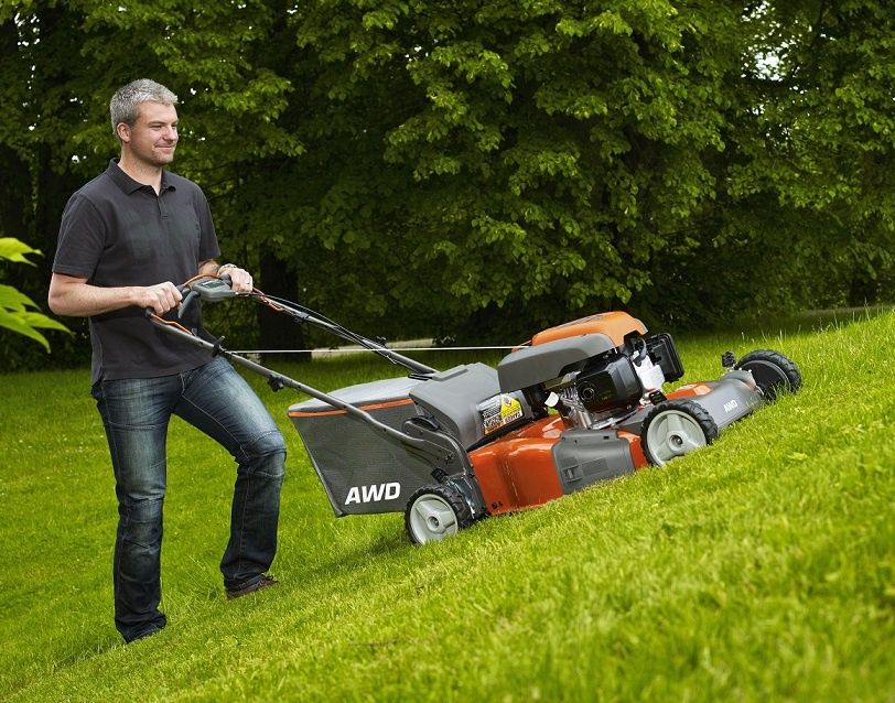 Газон уриш стрижка Газон косилка бензин +триммер